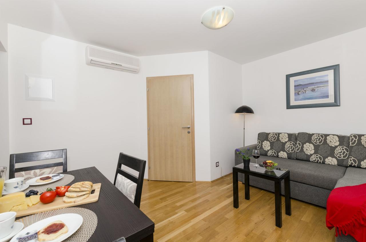 Apartments Maja Donji Okrug  Eksteriør bilde