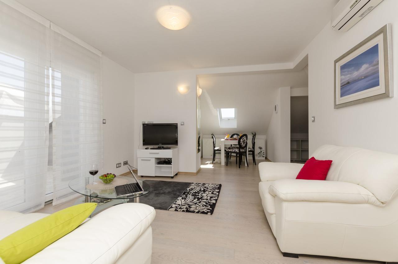 Apartments Maja Donji Okrug  Eksteriør bilde