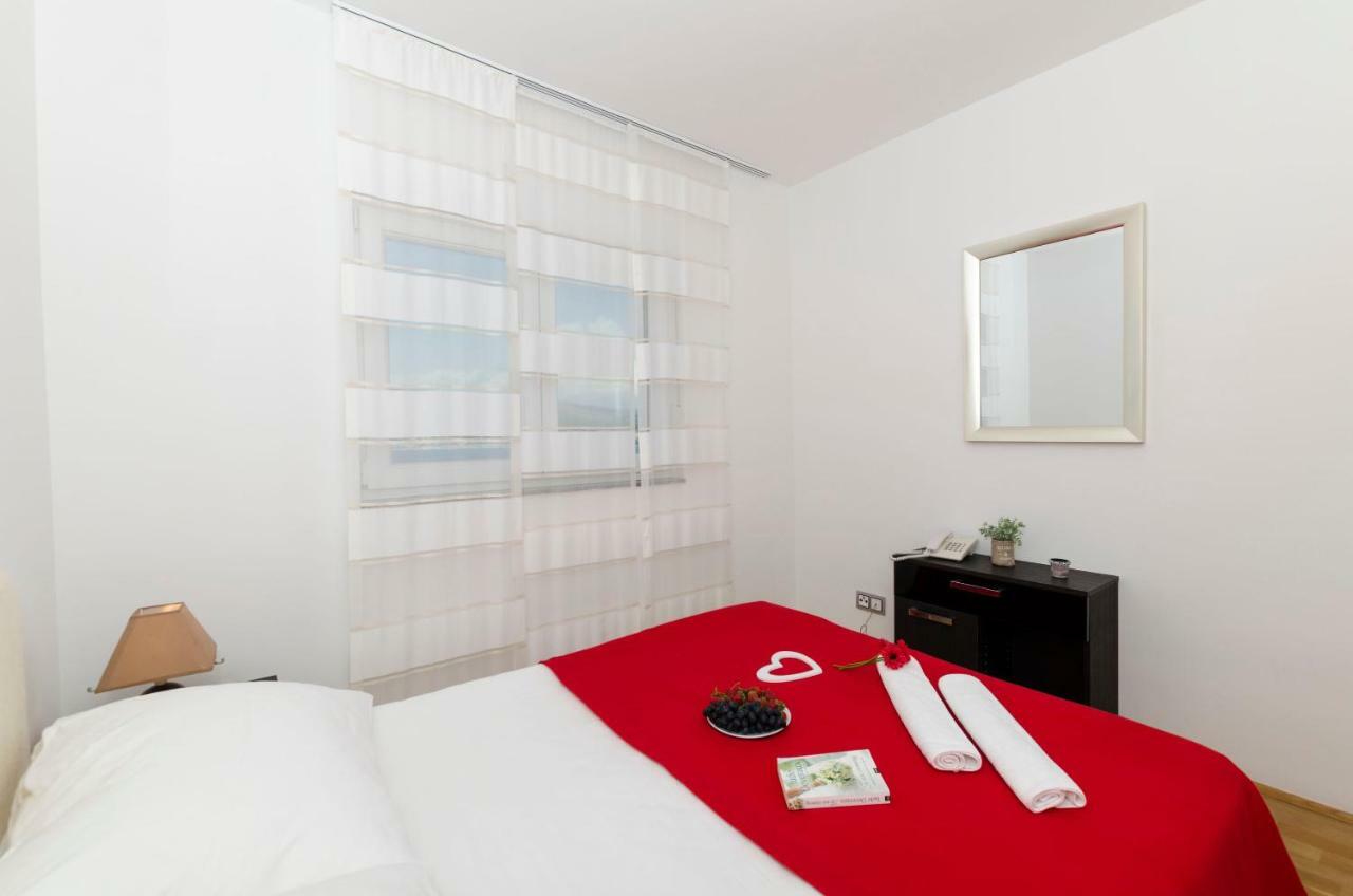 Apartments Maja Donji Okrug  Rom bilde
